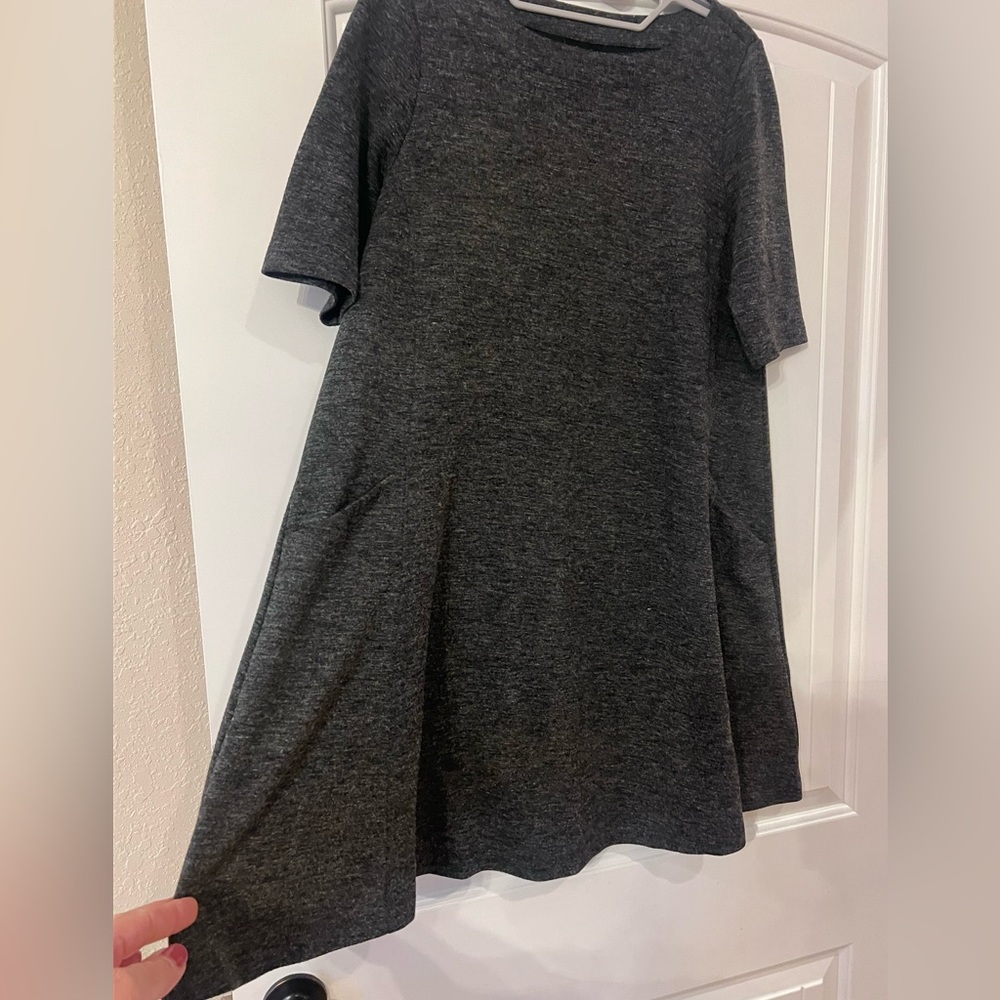 Size medium- Adrienne Vittadini gray tunic dress- pockets! - Picture 3 of 5